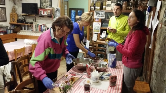 Il corso di cucina in attività